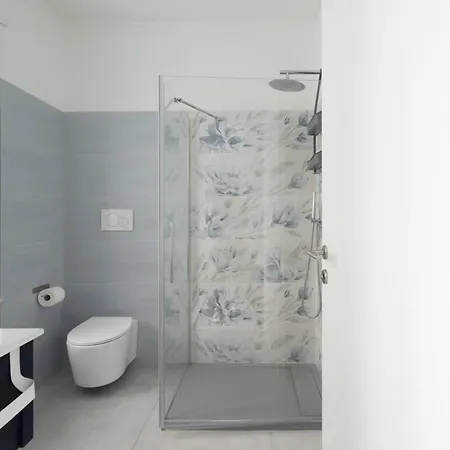 @urhome - Luxury Guest house